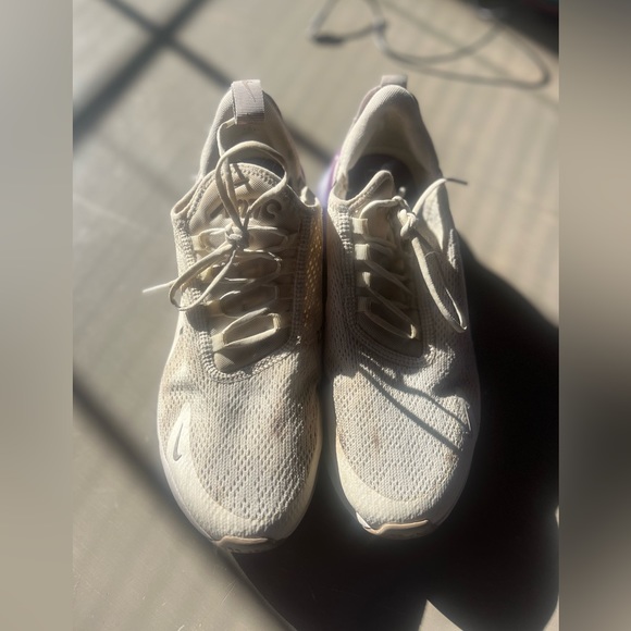 Nike Women’s Air Max 270 Shoes: Blue/Tan - Picture 7 of 8